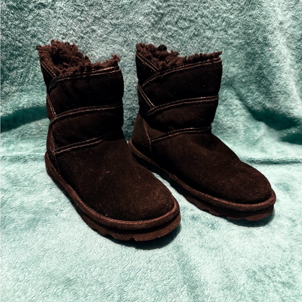 BearPaw Women's Black Fleece Lined Footwear